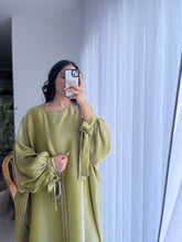 Charger l&#39;image dans la galerie, Abaya 2 pièces - VERT ANIS
