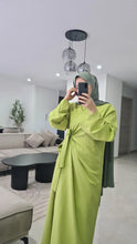 Charger l&#39;image dans la galerie, Robe Wrap VERT ANIS
